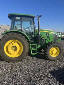 2024 John Deere 6120E Image