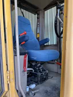 1995 John Deere 772BH Image