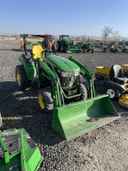 2018 John Deere 2032R Image