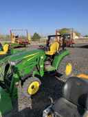 2018 John Deere 2032R Image