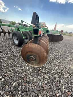 2011 Frontier DH1612 Image