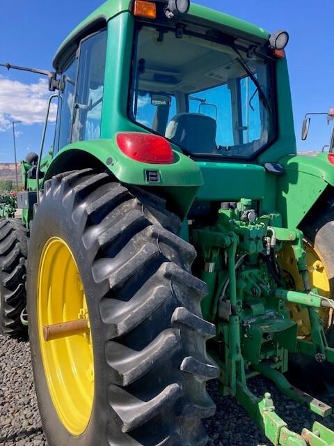 2003 John Deere 6420 Image