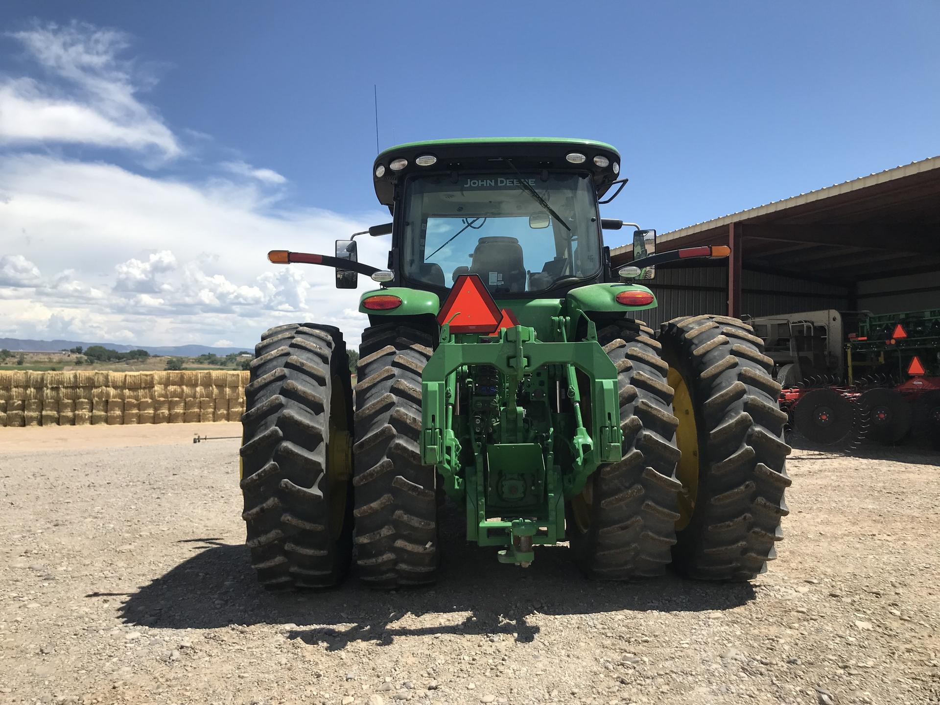 2019 John Deere 8370R Image