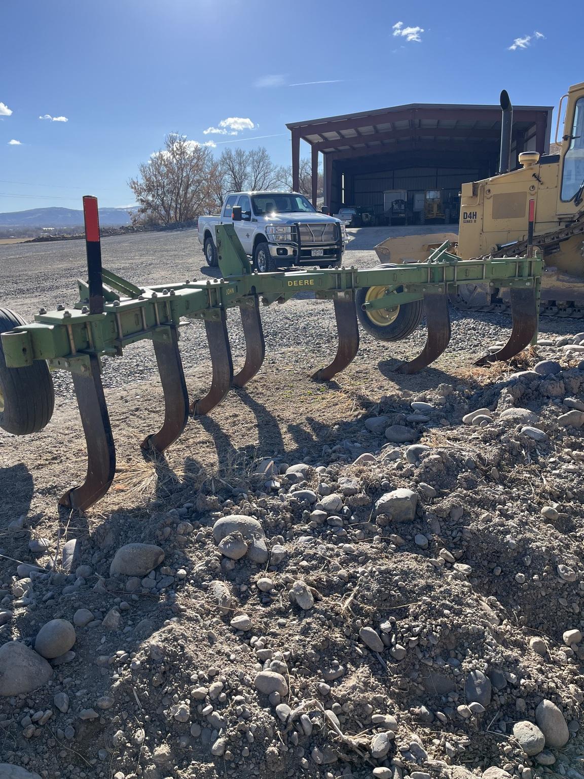 1994 John Deere 915 Image