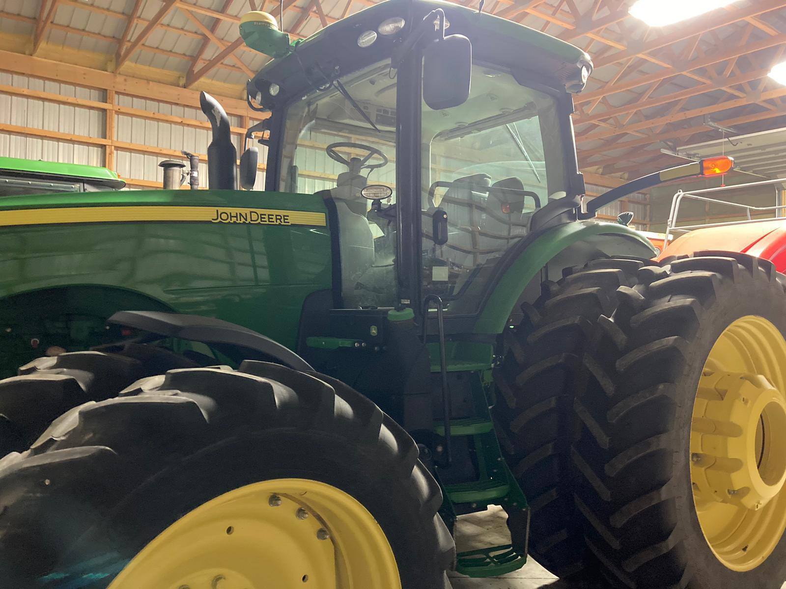 2017 John Deere 8245R Image