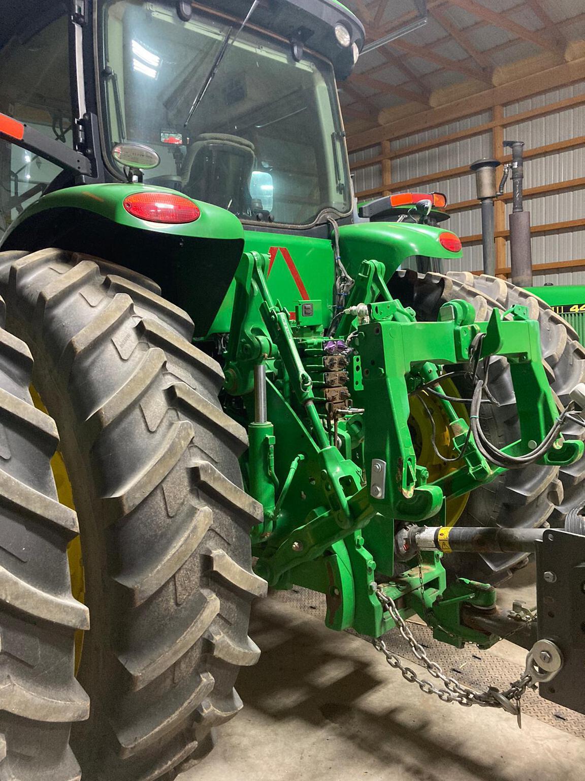2017 John Deere 8245R Image