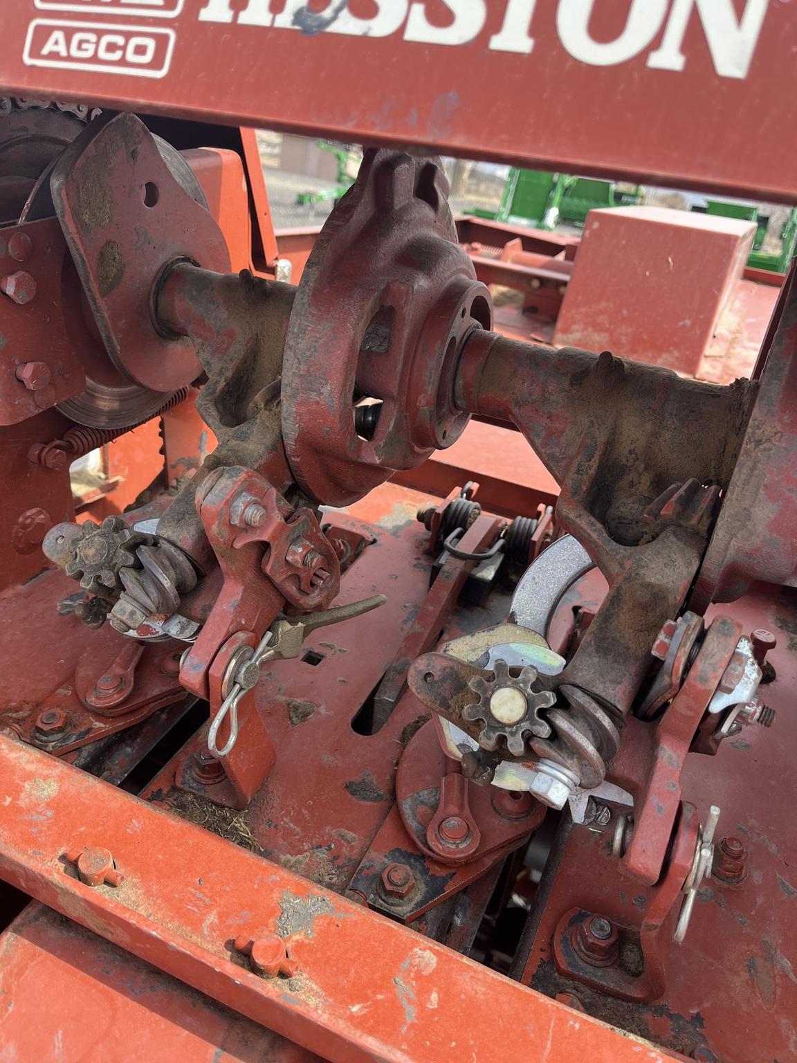 2003 Hesston 4570 Image