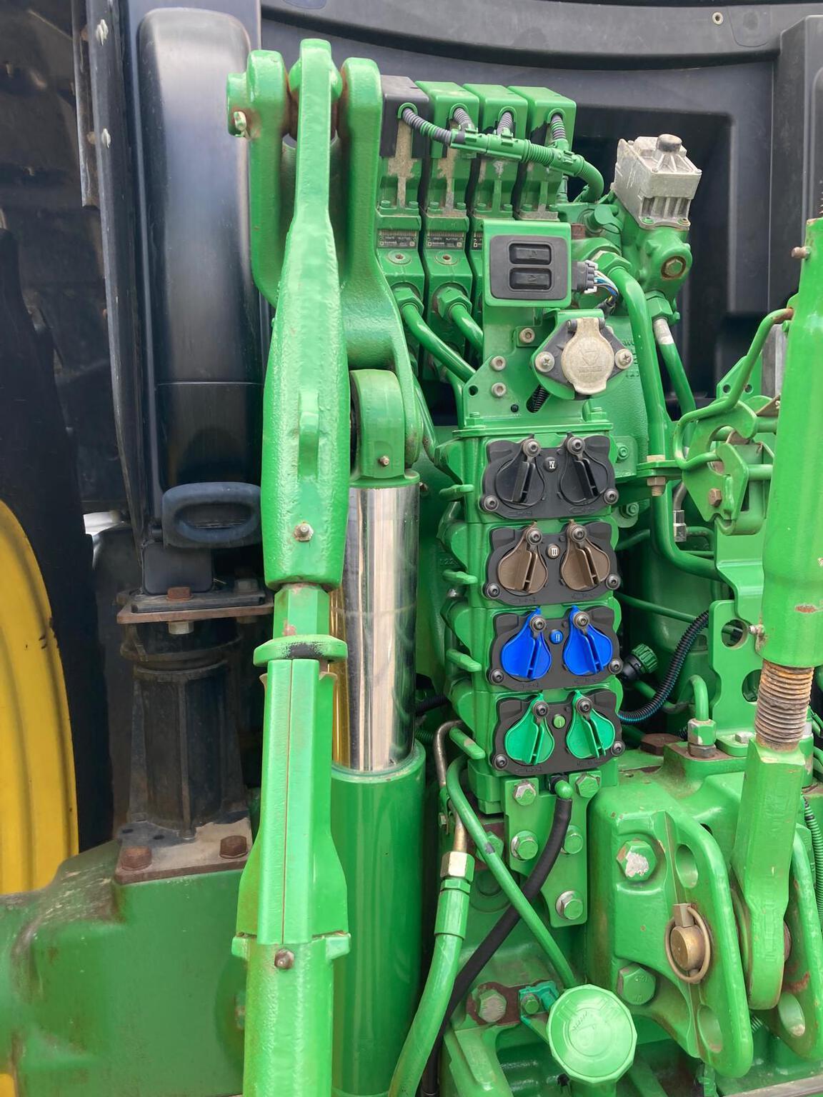 2019 John Deere 6175R Image