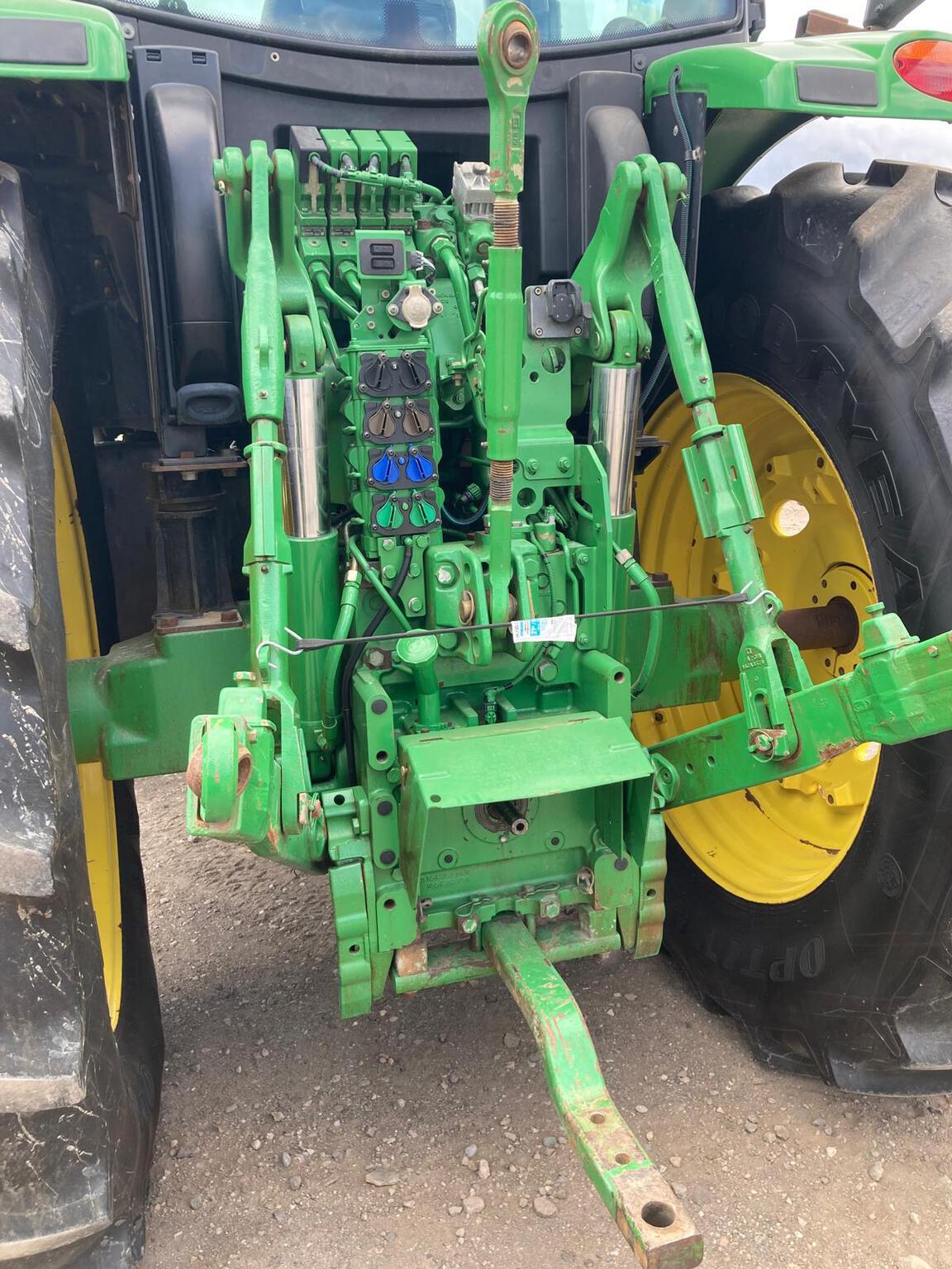 2019 John Deere 6175R Image