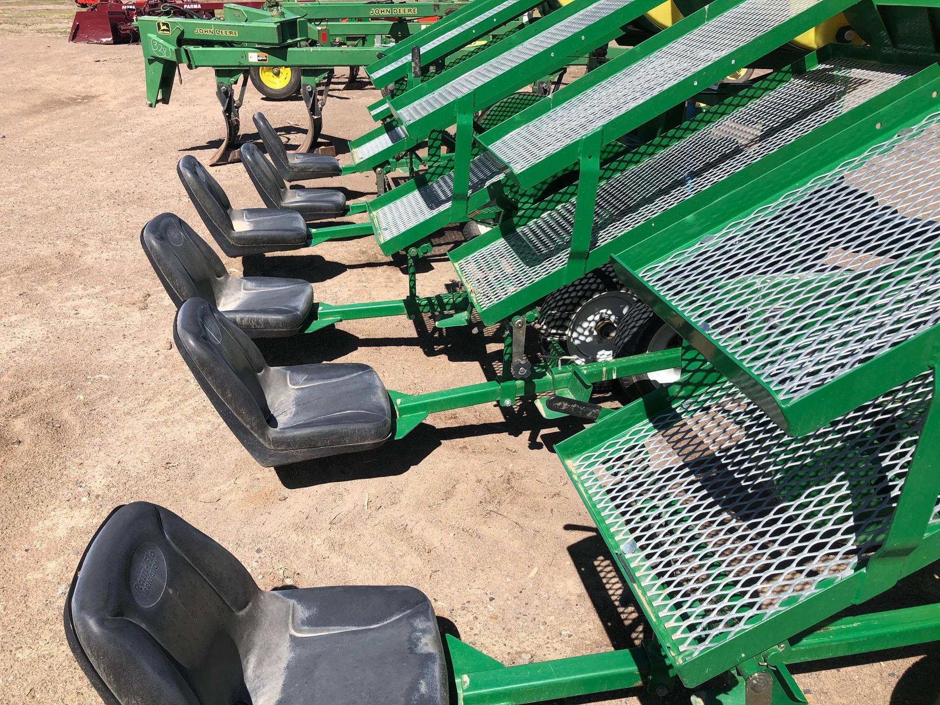 John Deere 1600 Image