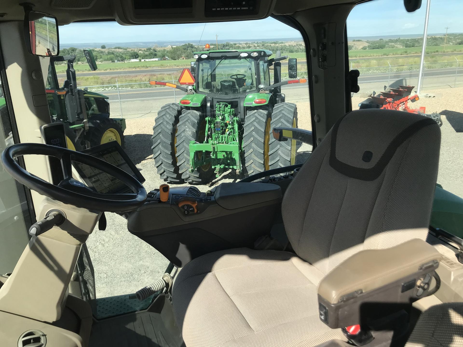2021 John Deere 8R 280 Image