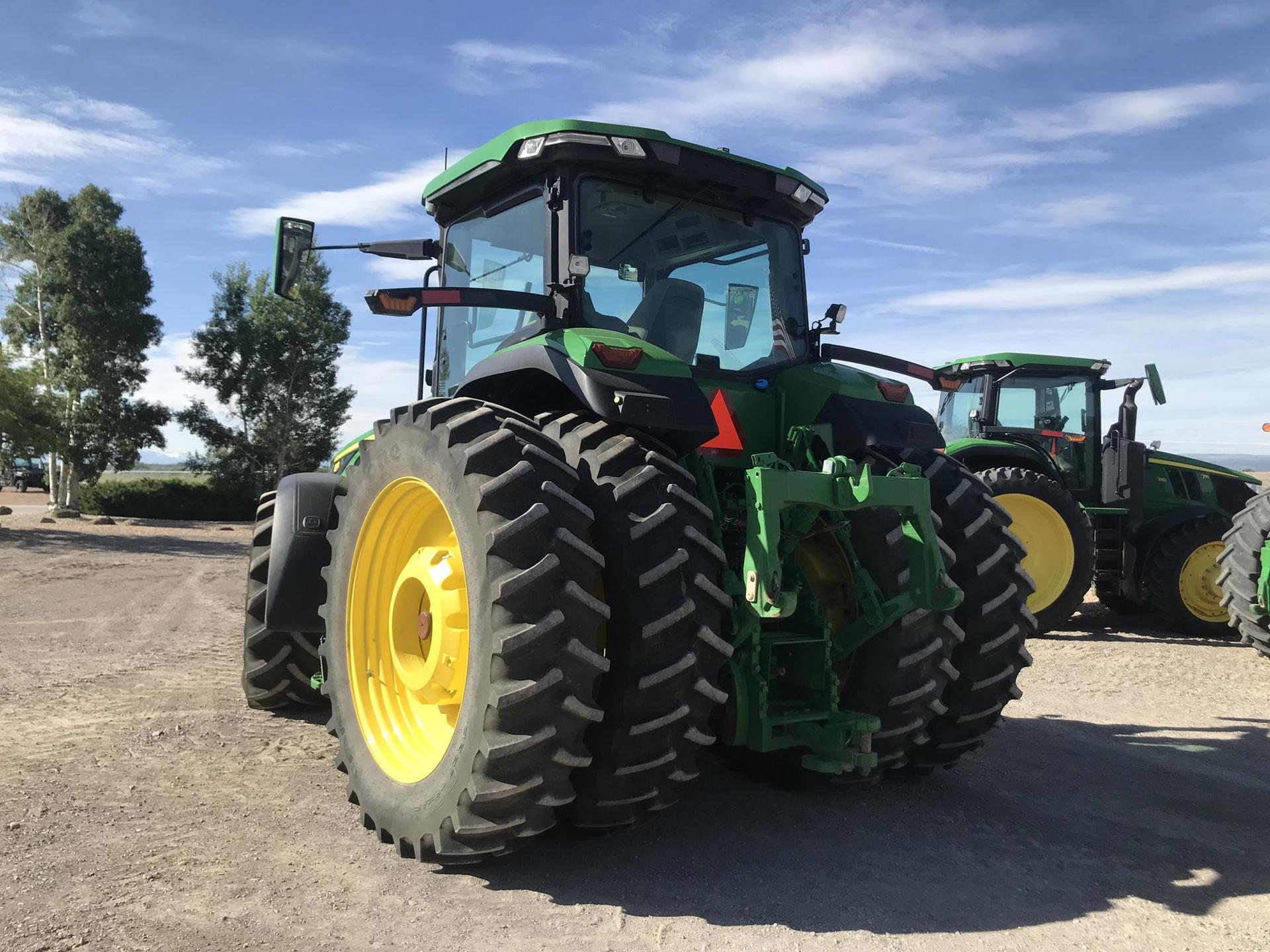 2021 John Deere 8R 280 Image