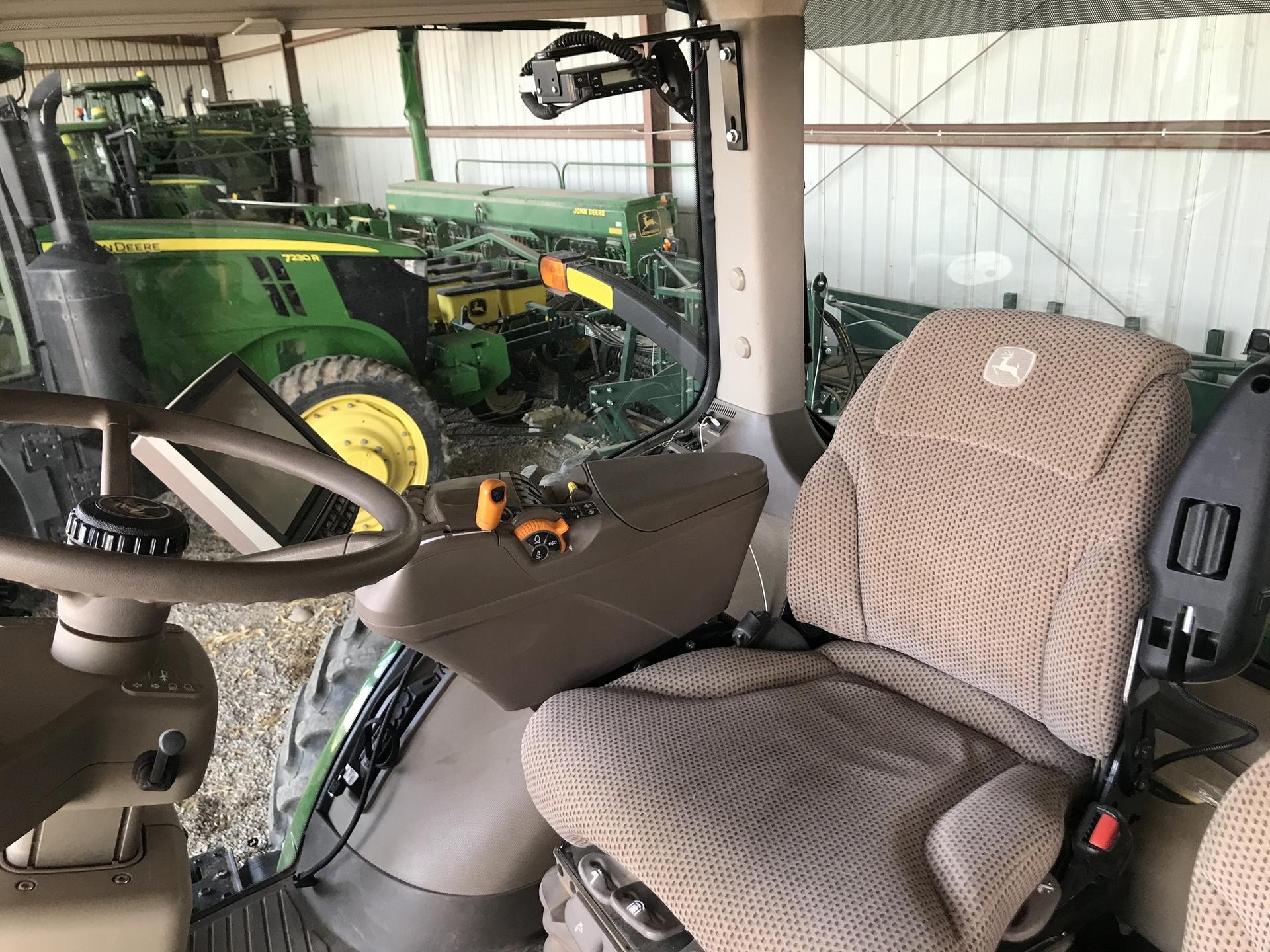 2018 John Deere 7290R Image