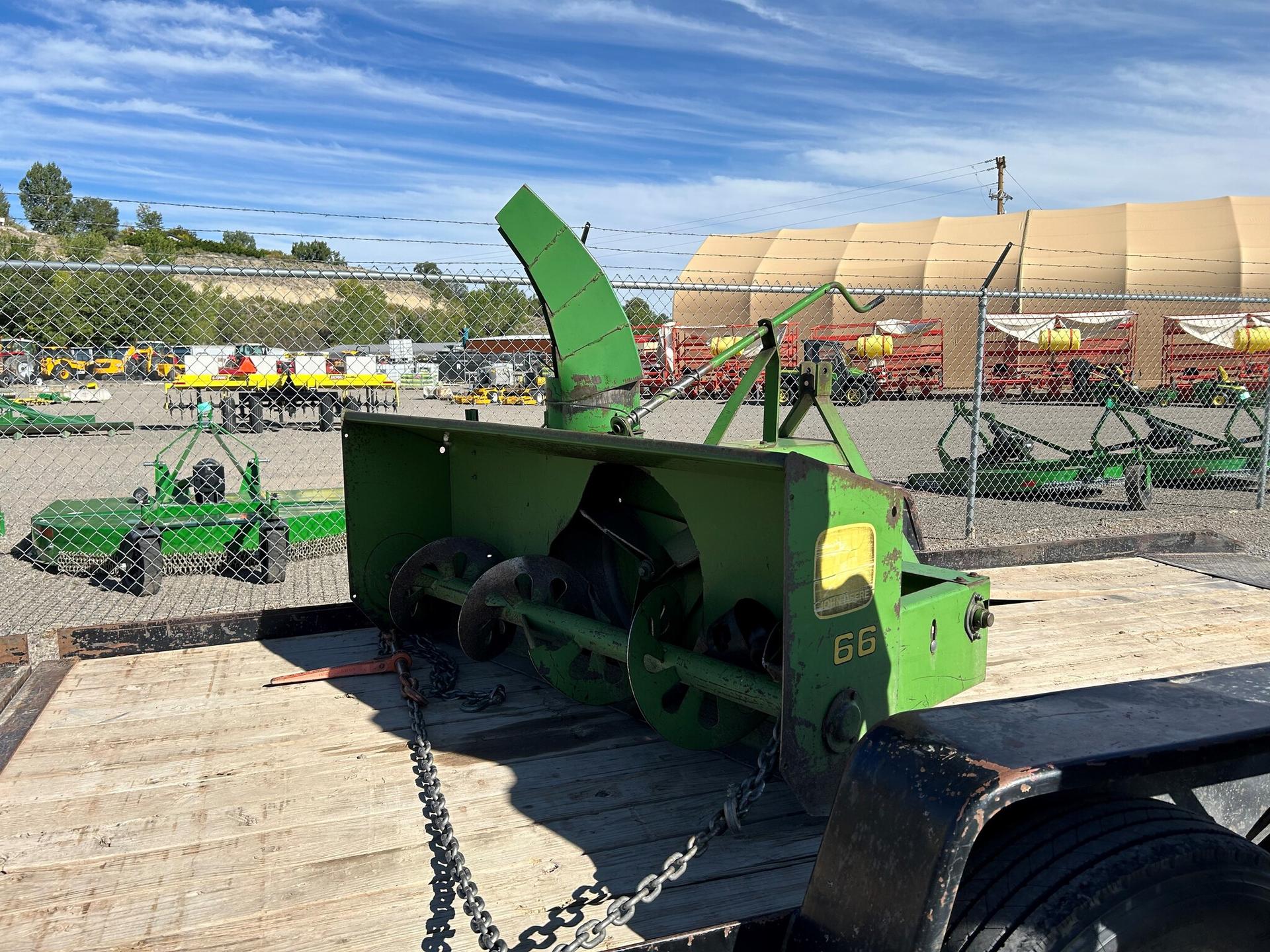 1970 John Deere 66 Image