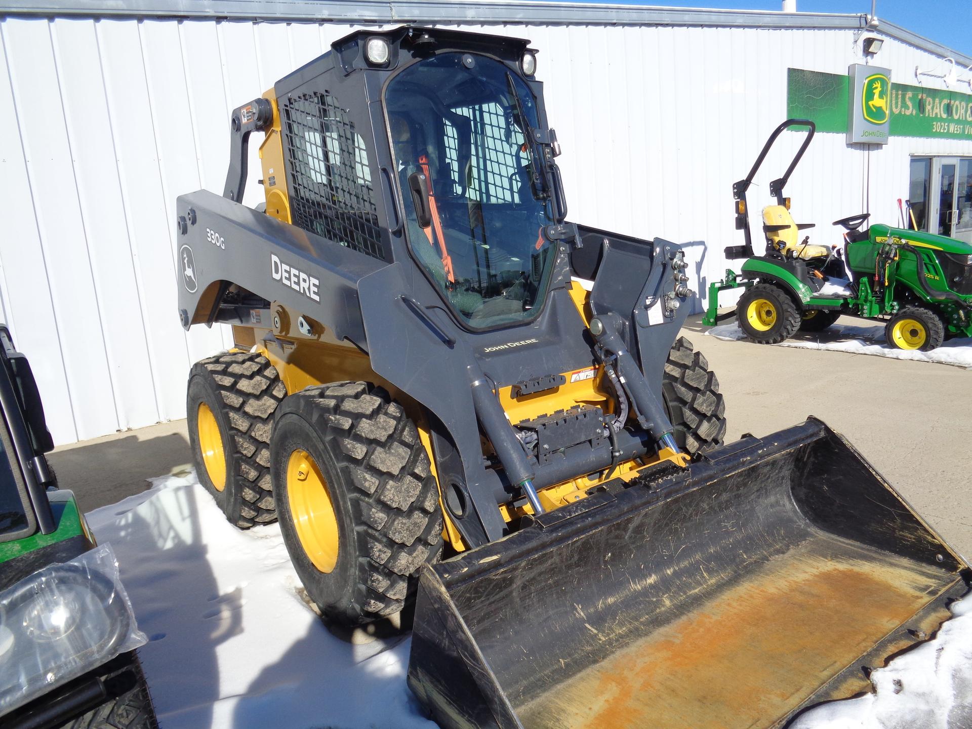 2022 John Deere 330G Image