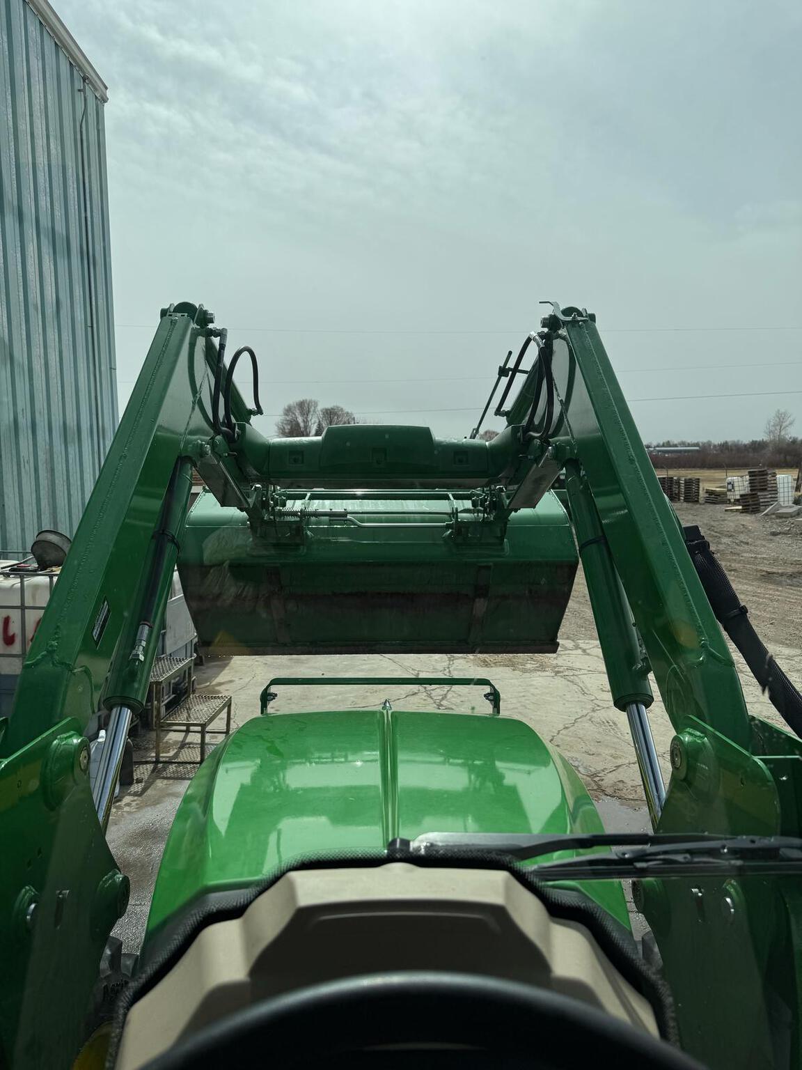 2019 John Deere 5075E Image