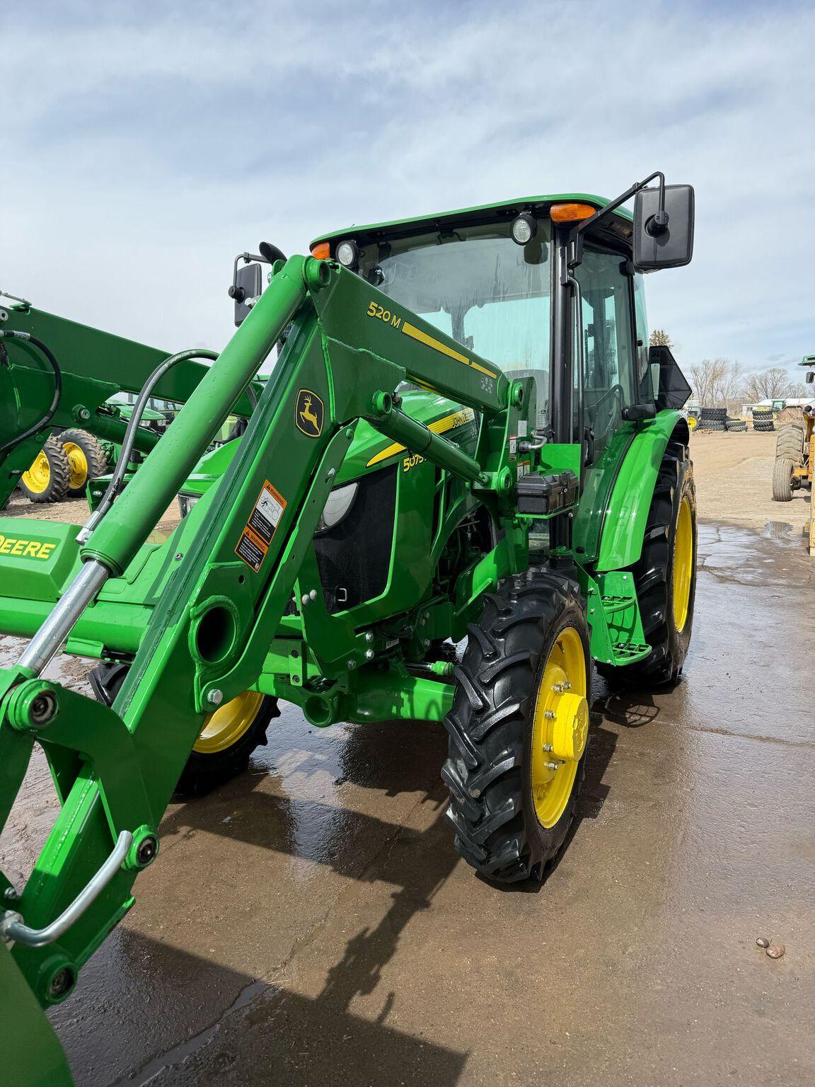 2019 John Deere 5075E Image