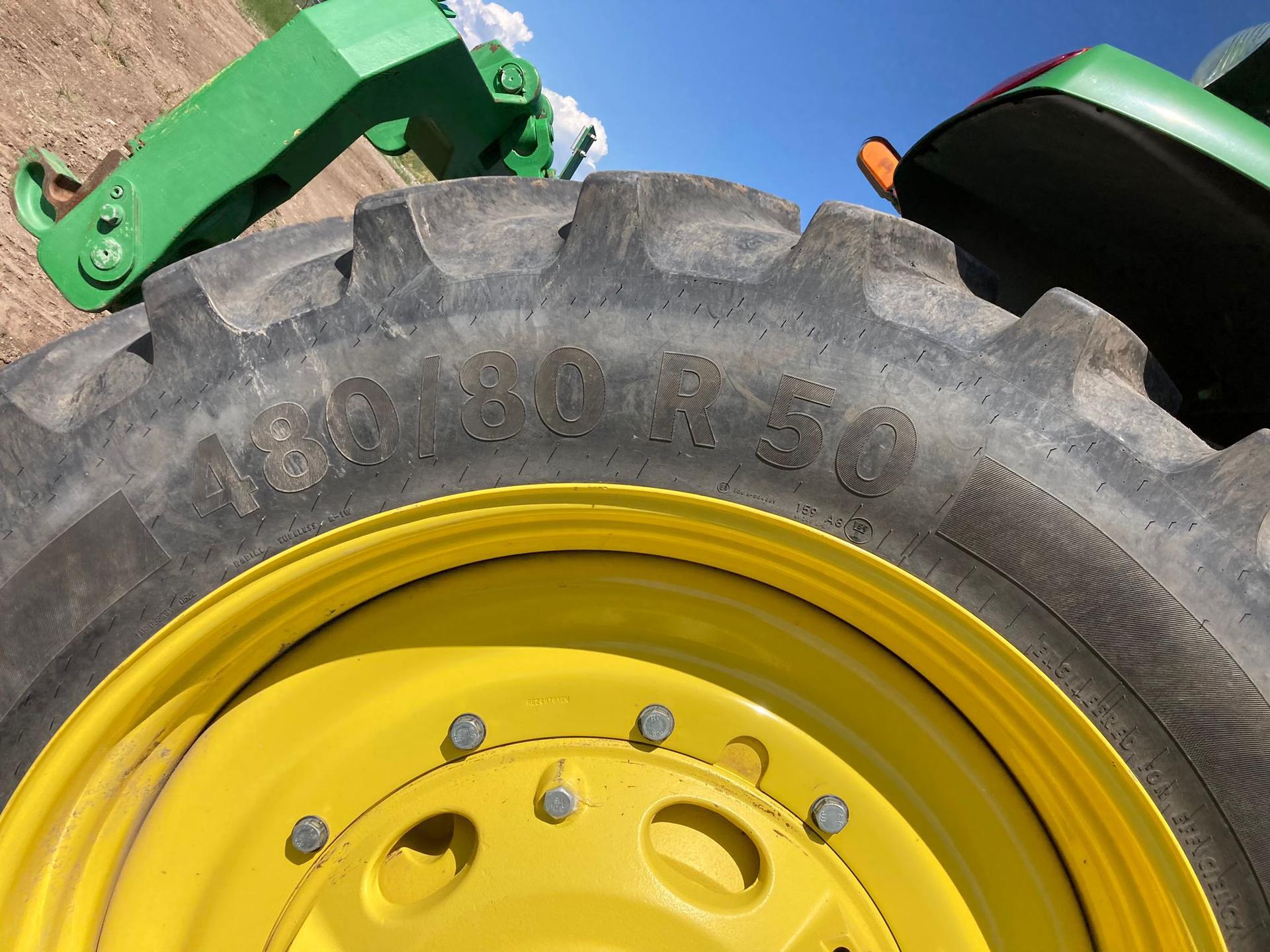 2019 John Deere 8245R Image