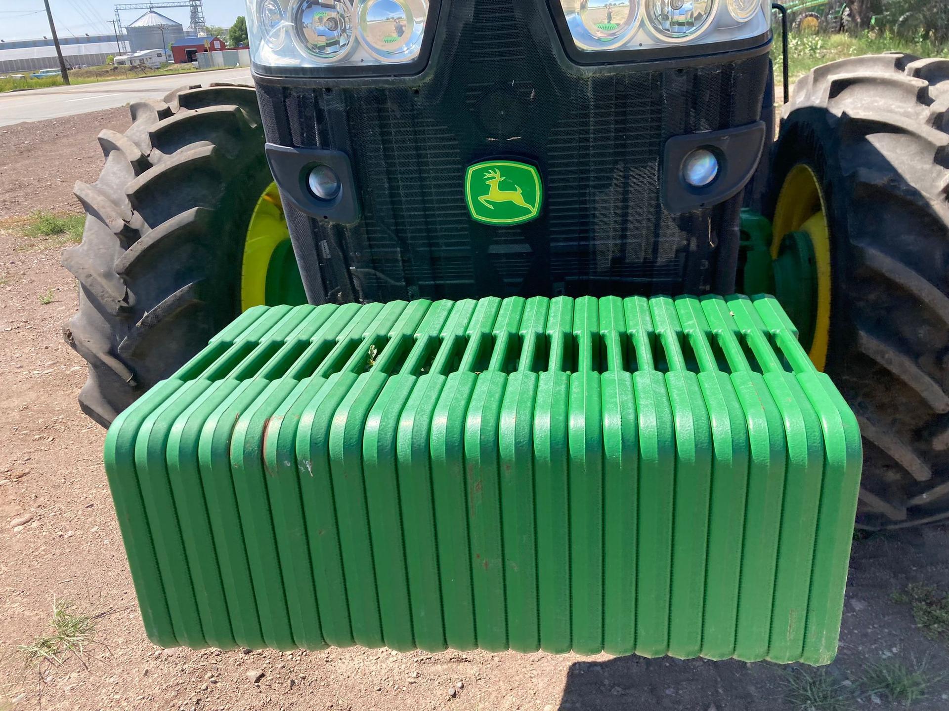 2019 John Deere 8245R Image