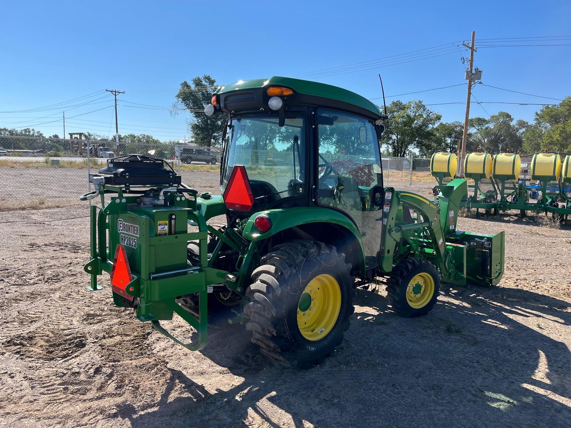 2022 John Deere 3046R Image