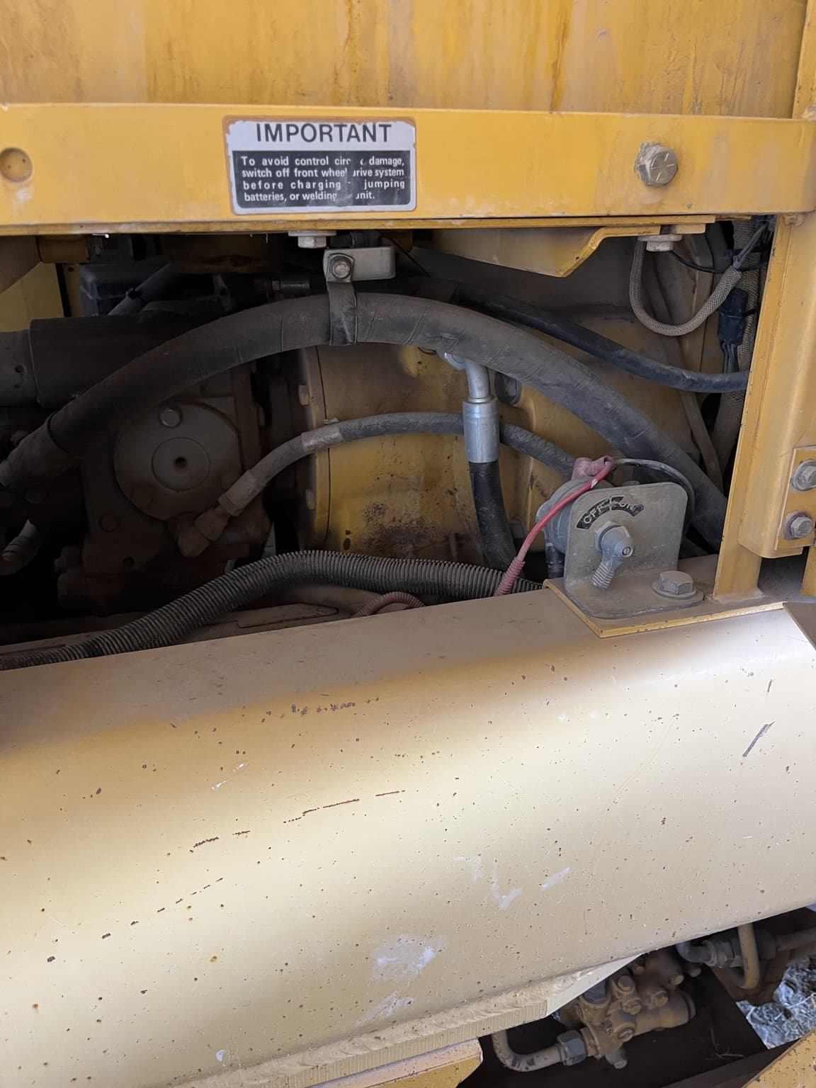 1995 John Deere 772BH Image