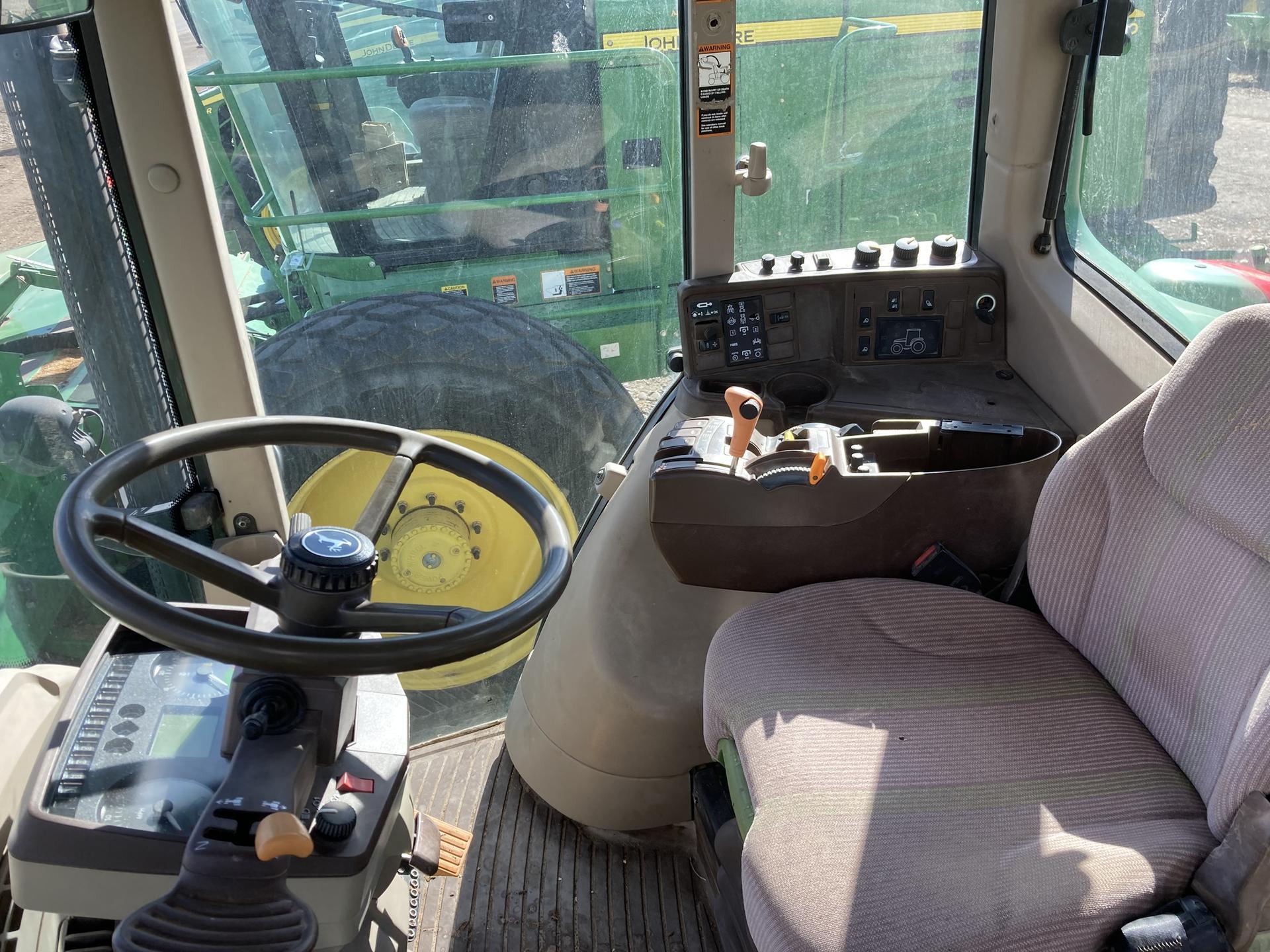2006 John Deere 7420 Image