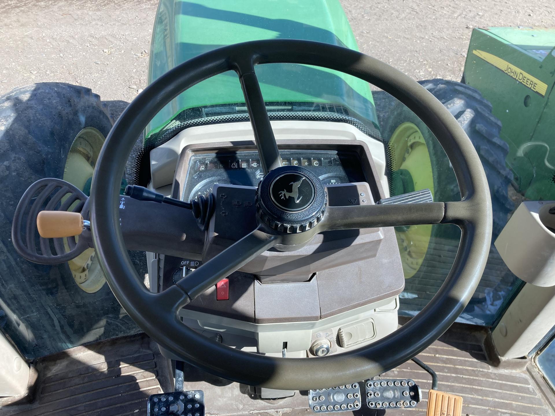 2006 John Deere 7420 Image