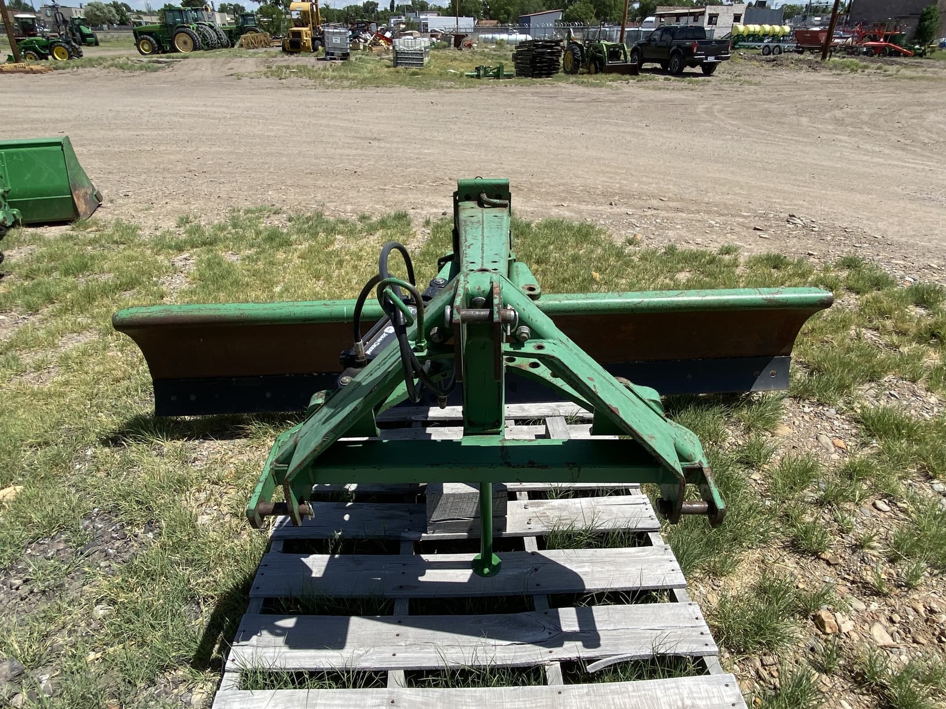 John Deere 115 Image