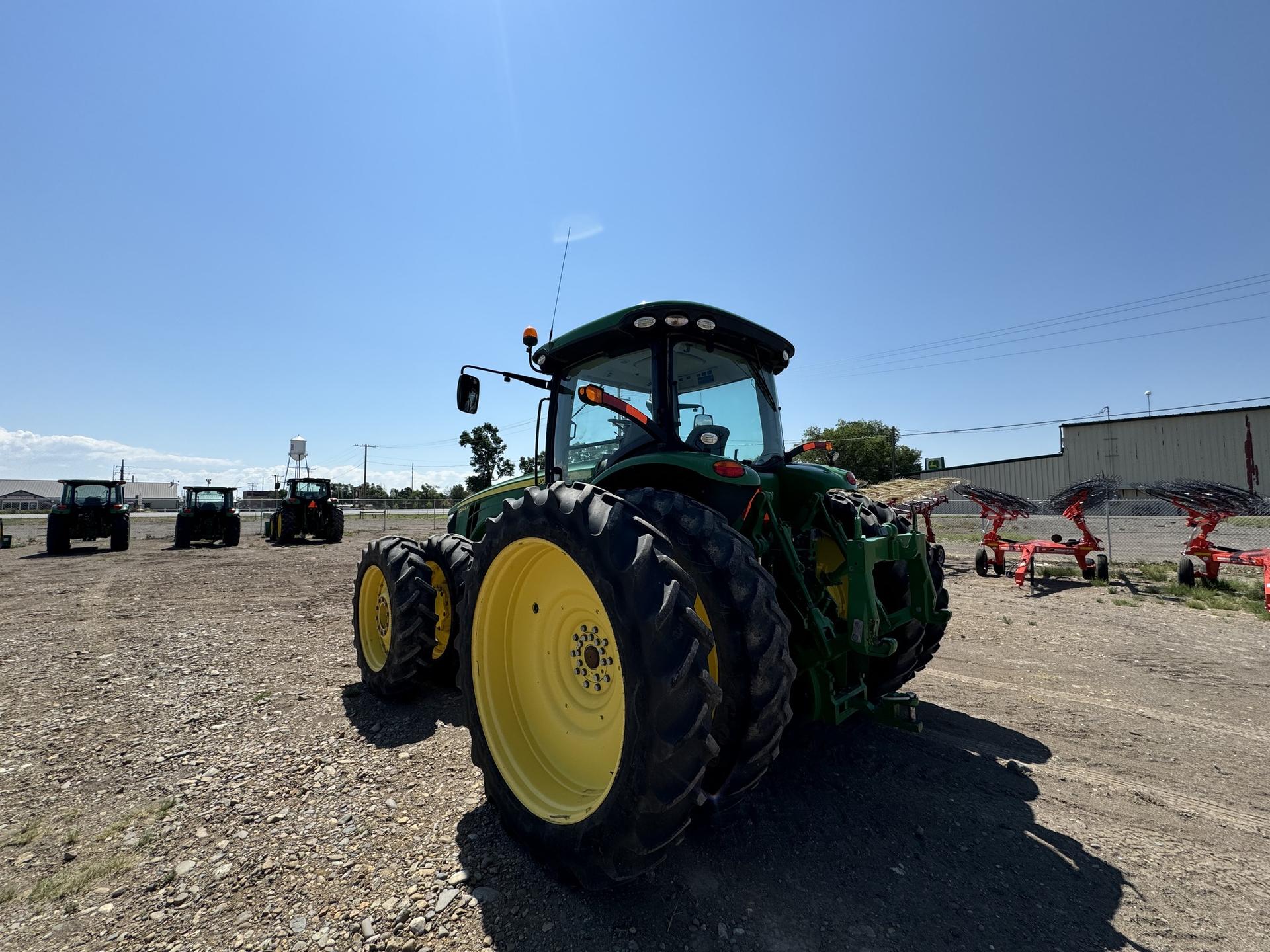 2016 John Deere 8245R Image