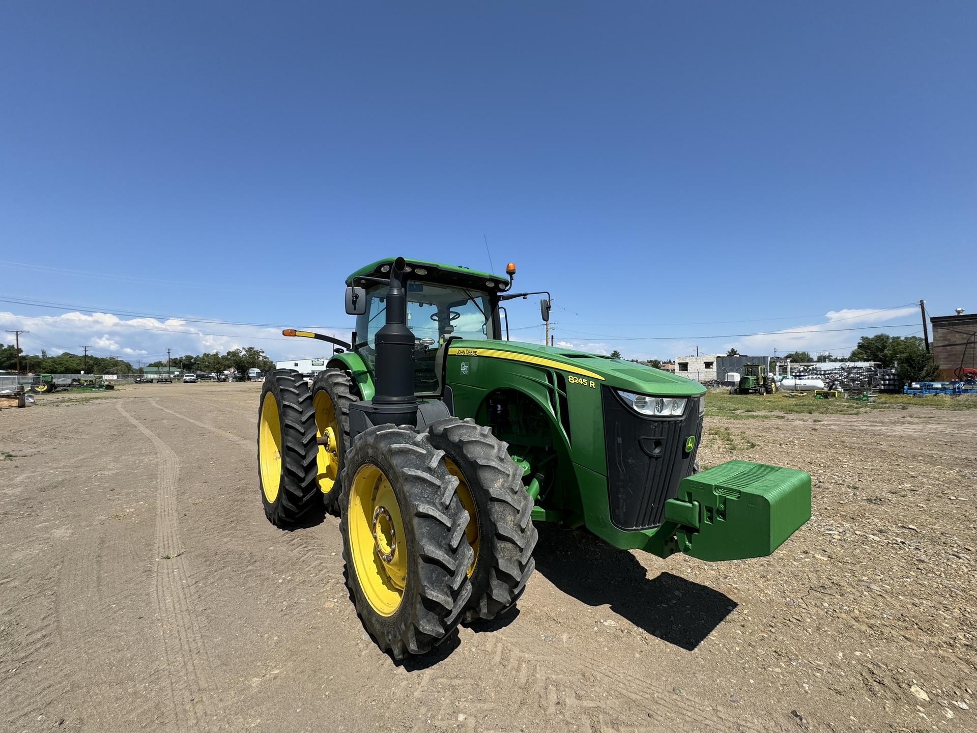 2016 John Deere 8245R Image