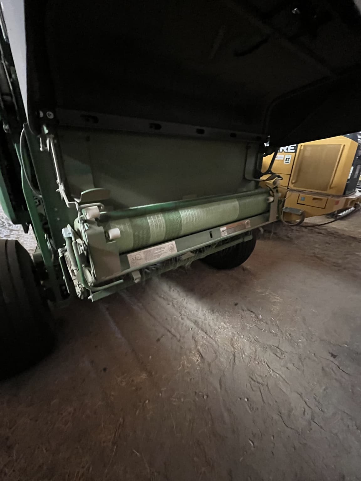 John Deere 560R Image