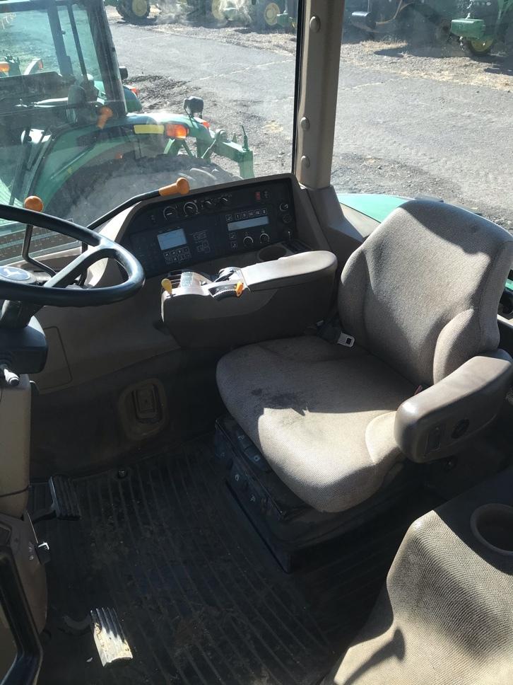 2001 John Deere 9400T Image