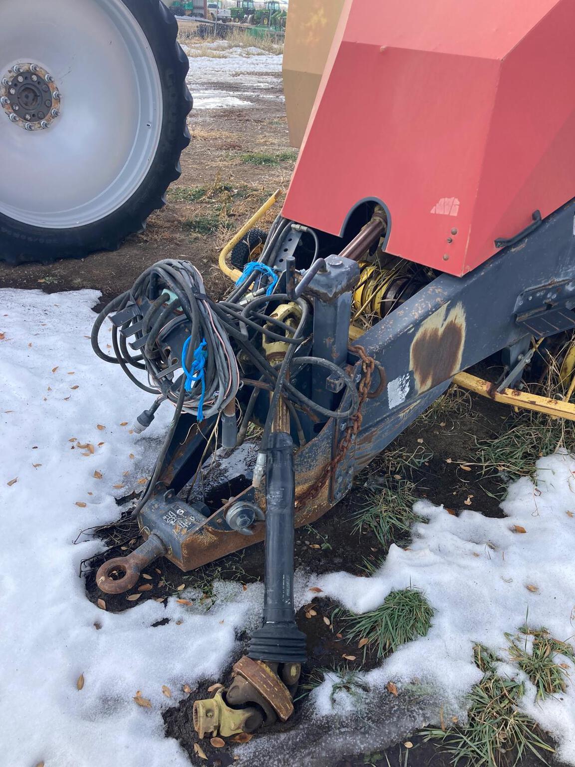 1999 New Holland 595 Image