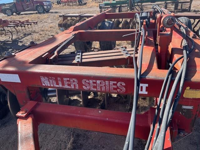 1995 Miller 18 Image