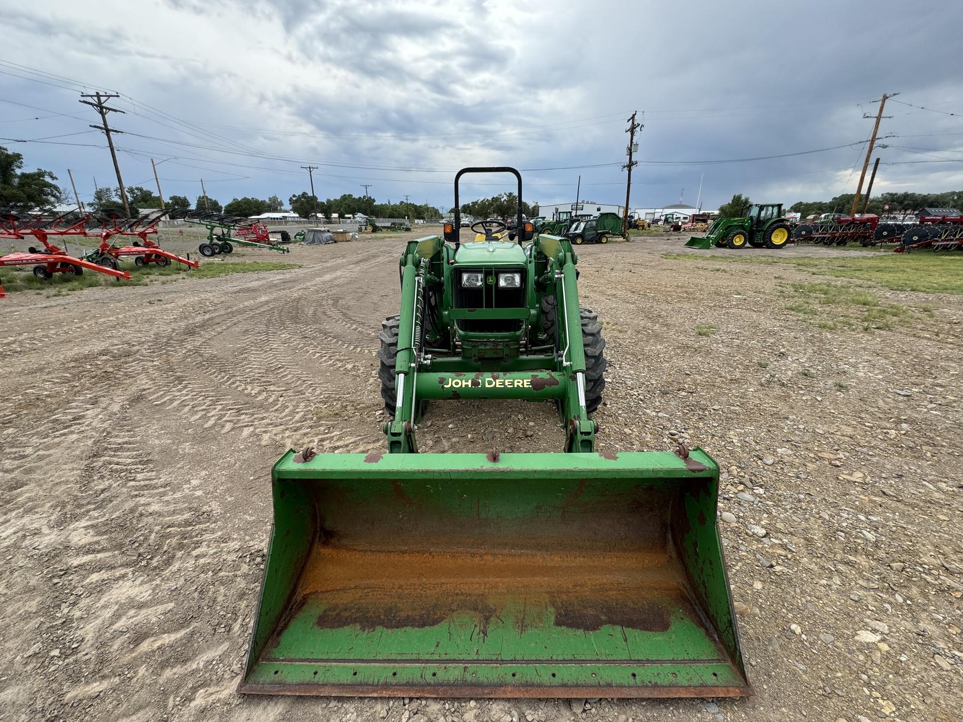 2012 John Deere 5093E Image