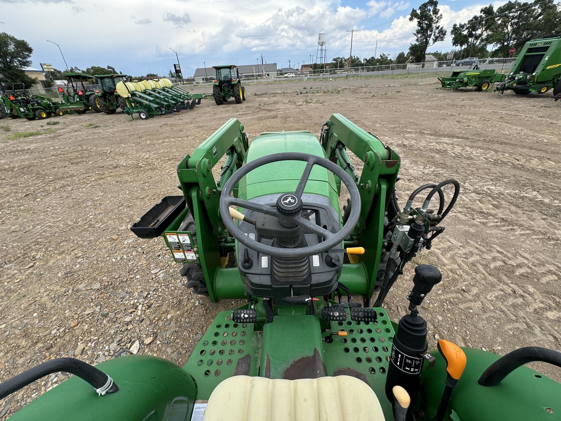 2012 John Deere 5093E Image