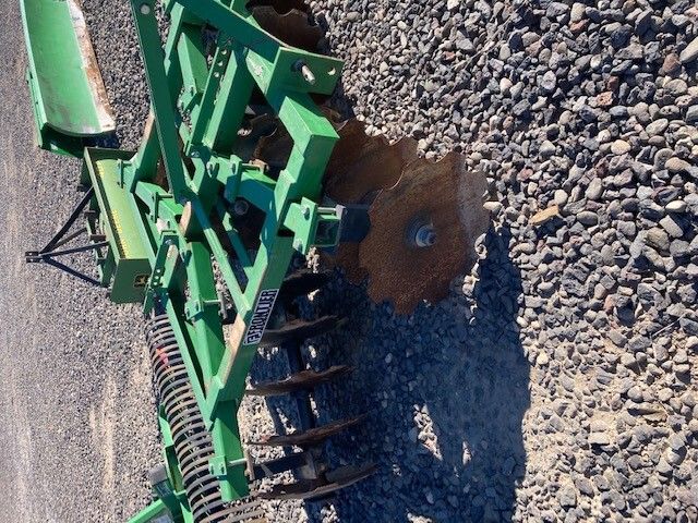 2011 Frontier DH1280 Image