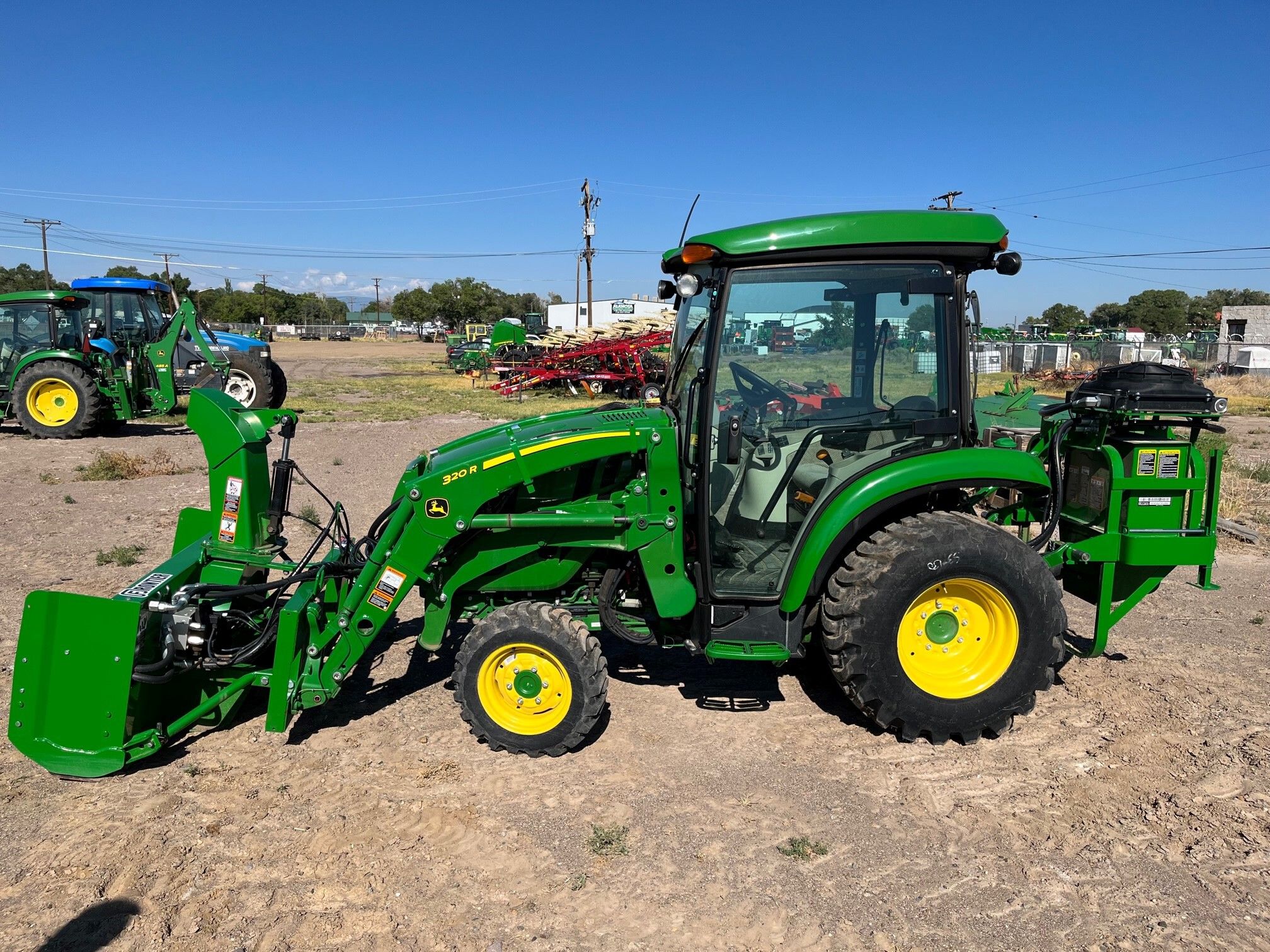 2022 John Deere 3046R Image