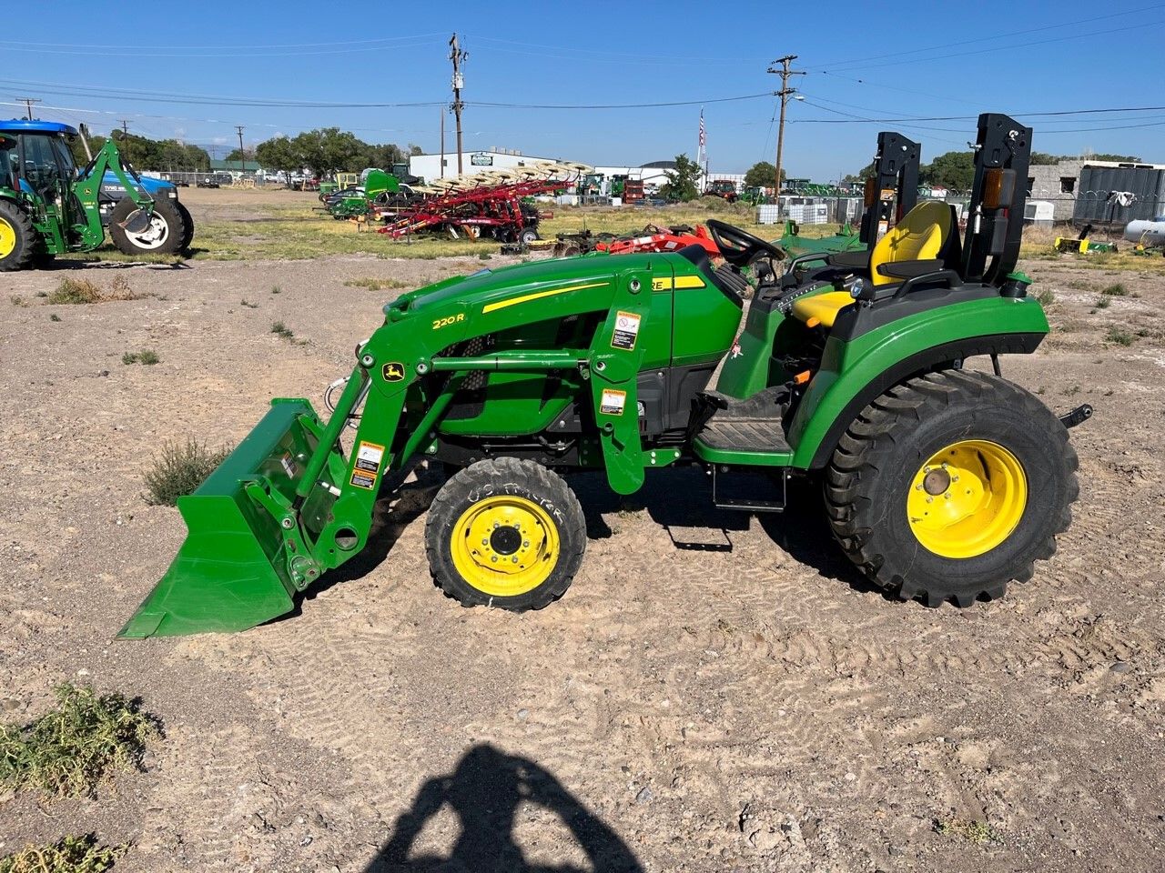 2021 John Deere 2032R Image